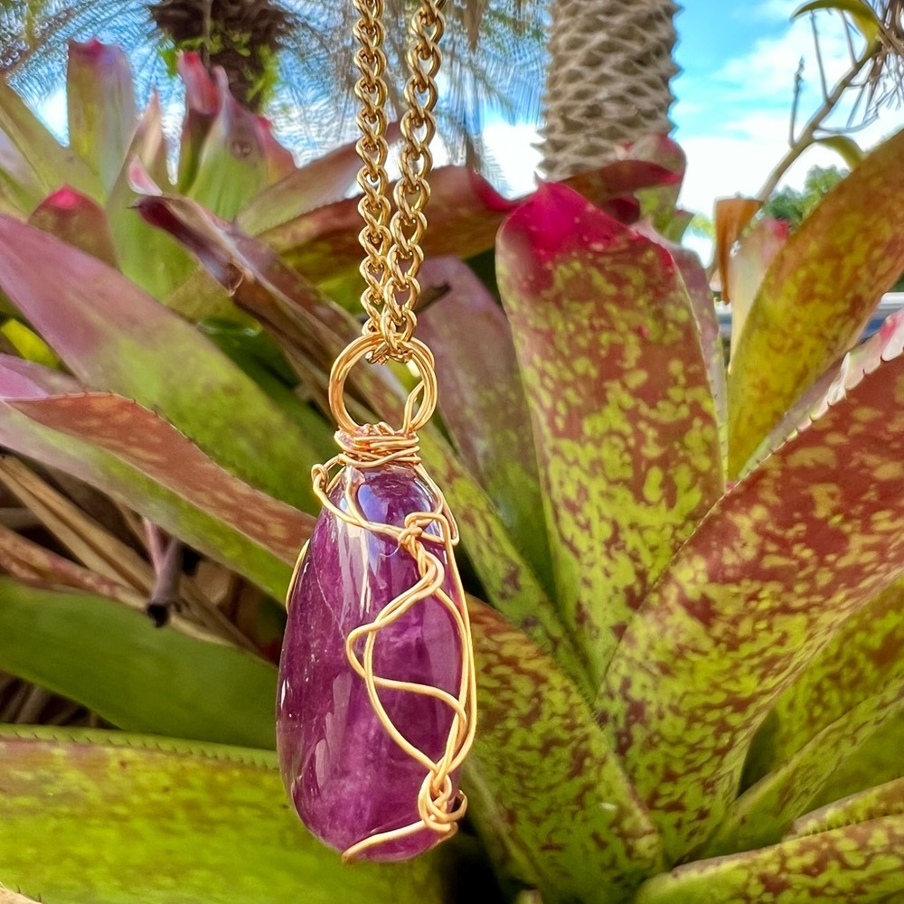 ✨ Deep Purple Fluorite Necklace • Gold Wrapped • 24" Chain ✨ - Picture 8 of 16